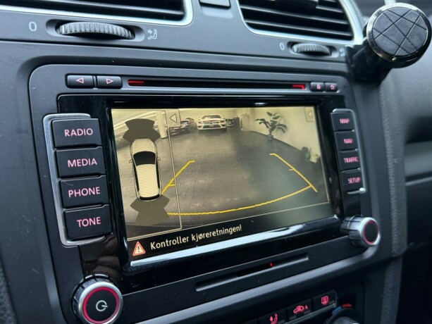 volkswagen-golf-bensin-2012-big-23