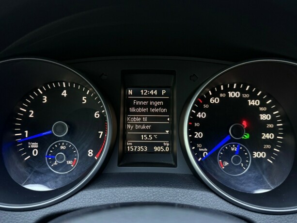 volkswagen-golf-bensin-2012-big-18
