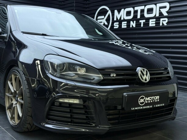 volkswagen-golf-bensin-2012-big-4