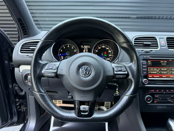 volkswagen-golf-bensin-2012-big-13