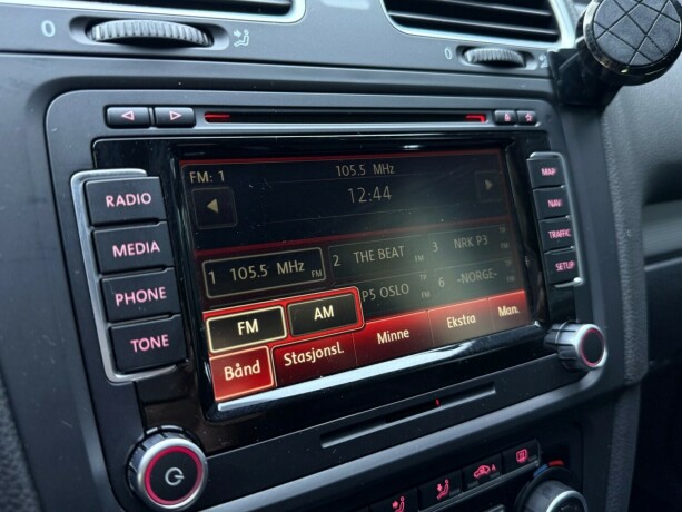 volkswagen-golf-bensin-2012-big-21