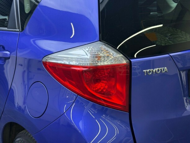 toyota-verso-s-bensin-2012-big-6