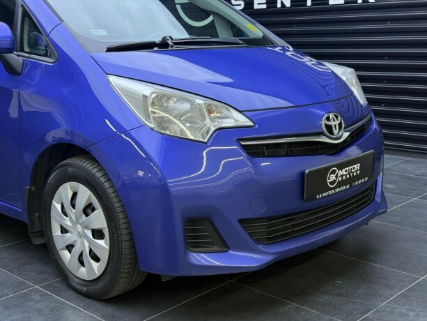 toyota-verso-s-bensin-2012-big-2