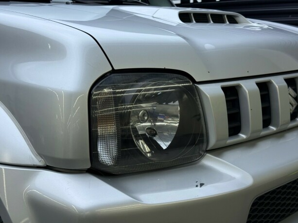 suzuki-jimny-bensin-2013-big-3