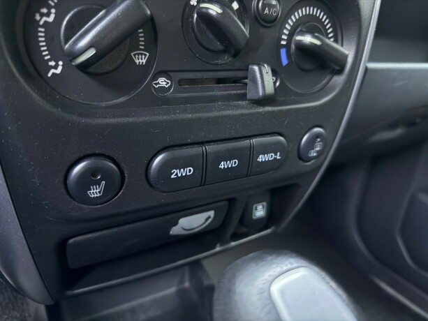 suzuki-jimny-bensin-2013-big-17