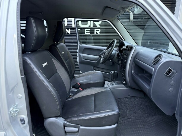 suzuki-jimny-bensin-2013-big-21