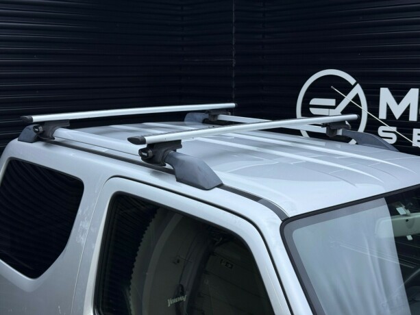 suzuki-jimny-bensin-2013-big-5