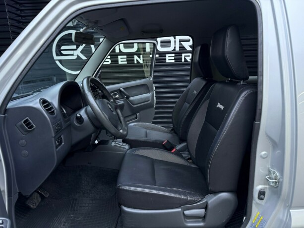 suzuki-jimny-bensin-2013-big-19