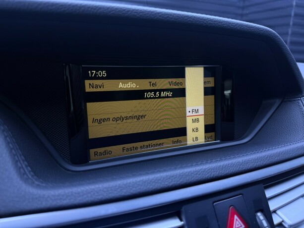 mercedes-benz-e-klasse-bensin-2011-big-23