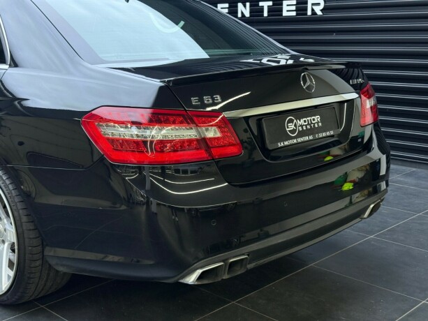 mercedes-benz-e-klasse-bensin-2011-big-8