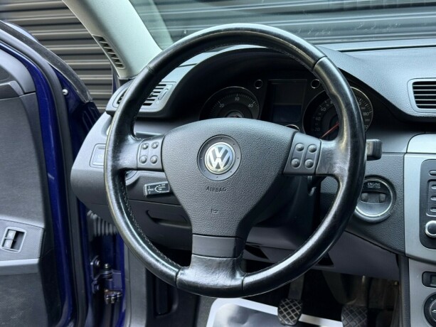 volkswagen-passat-diesel-2006-big-12