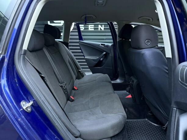 volkswagen-passat-diesel-2006-big-22