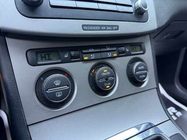 volkswagen-passat-diesel-2006-big-17