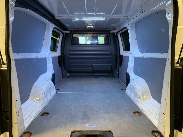 peugeot-expert-diesel-2020-big-22