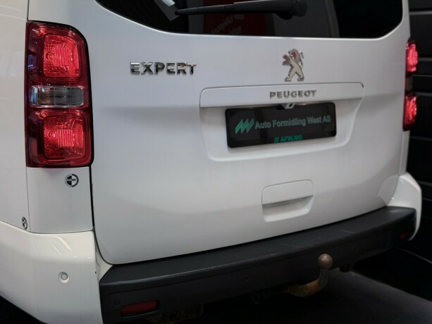 peugeot-expert-diesel-2020-big-6