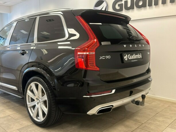 volvo-xc-90-elektrisitetbensin-2017-big-4