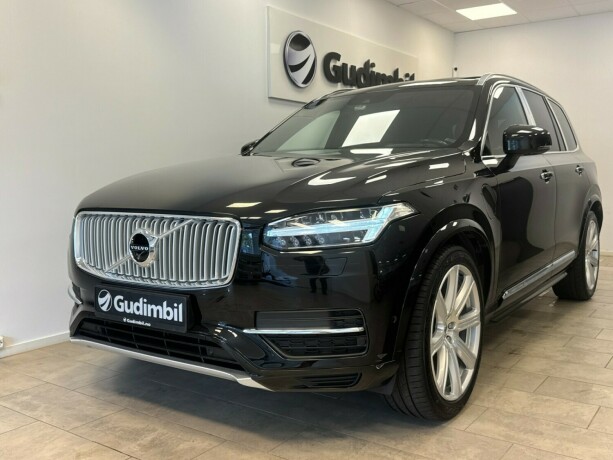 volvo-xc-90-elektrisitetbensin-2017-big-1