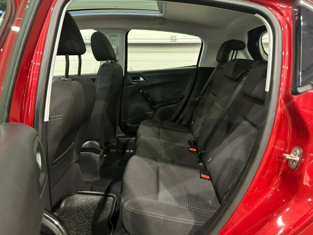 peugeot-208-bensin-2019-big-10