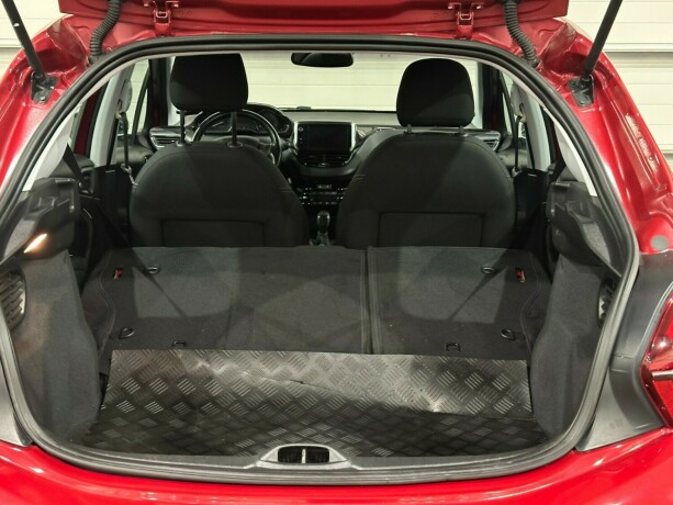 peugeot-208-bensin-2019-big-12