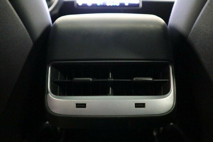 tesla-model-3-elektrisitet-2019-big-26