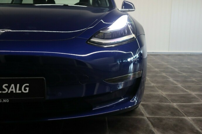 tesla-model-3-elektrisitet-2019-big-9