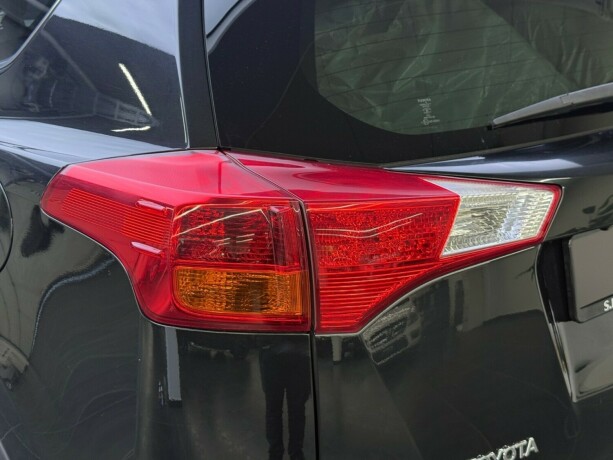 toyota-rav4-bensin-2015-big-6