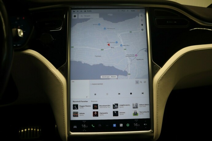 tesla-model-x-elektrisitet-2017-big-25