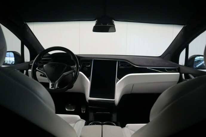 tesla-model-x-elektrisitet-2017-big-16