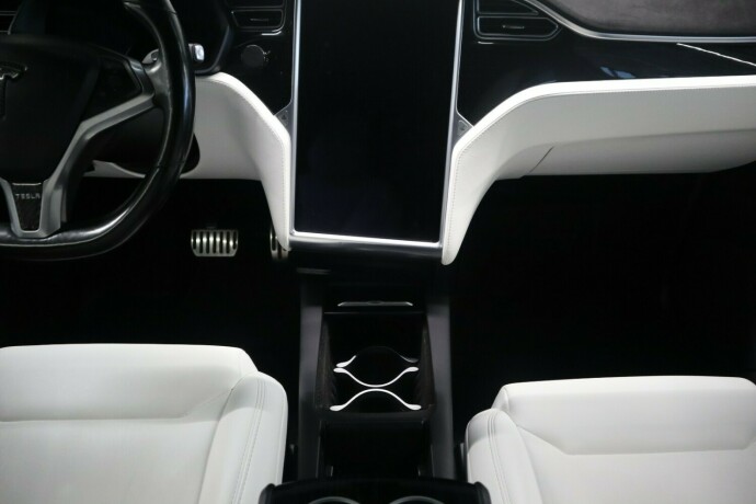 tesla-model-x-elektrisitet-2017-big-19