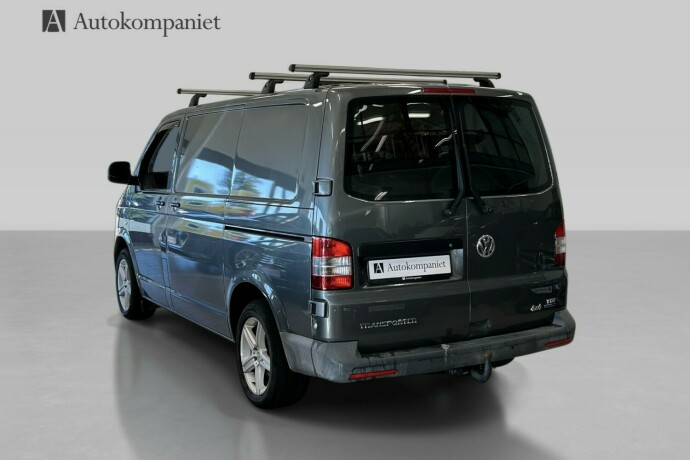 volkswagen-transporter-diesel-2013-big-4