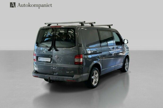 volkswagen-transporter-diesel-2013-big-3