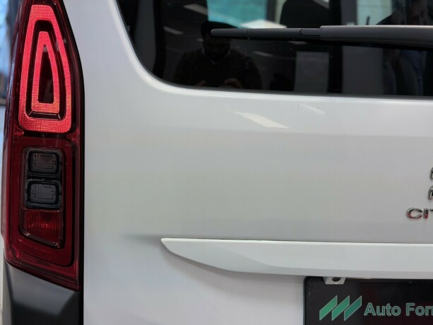 citroen-berlingo-bensin-2020-big-25