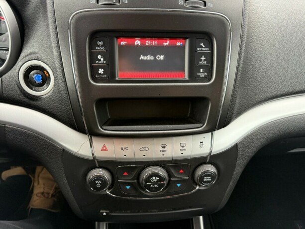 fiat-freemont-diesel-2011-big-21