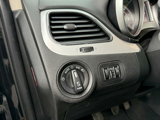 fiat-freemont-diesel-2011-big-27