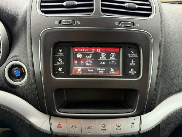 fiat-freemont-diesel-2011-big-24