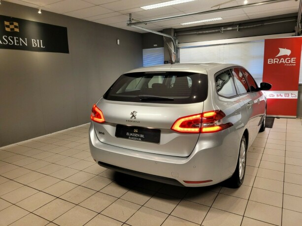 peugeot-308-sw-diesel-2017-big-5