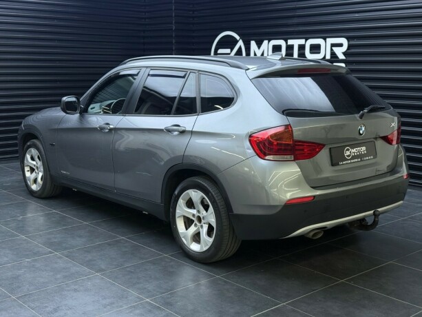 bmw-x1-diesel-2010-big-1