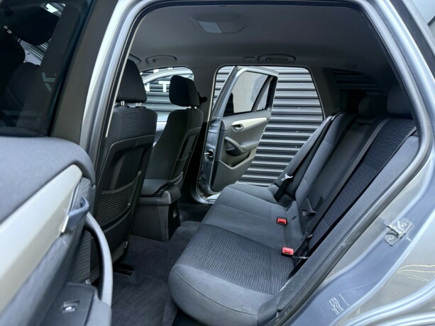 bmw-x1-diesel-2010-big-21