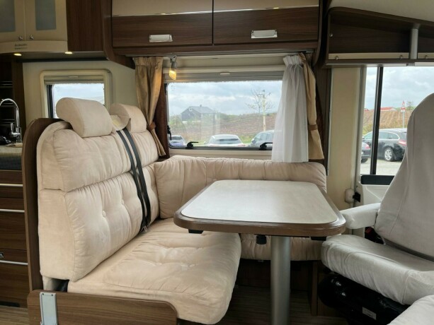 dethleffs-i-7010-2-2-enkle-lave-senger-bak-senkeseng-alde-ac-i-bil-bodel-vinterpakke-god-nyttelast-diesel-2013-big-32