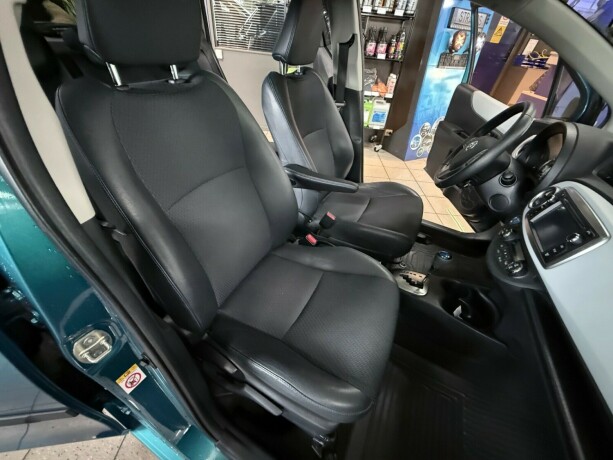 toyota-yaris-bensin-2013-big-27