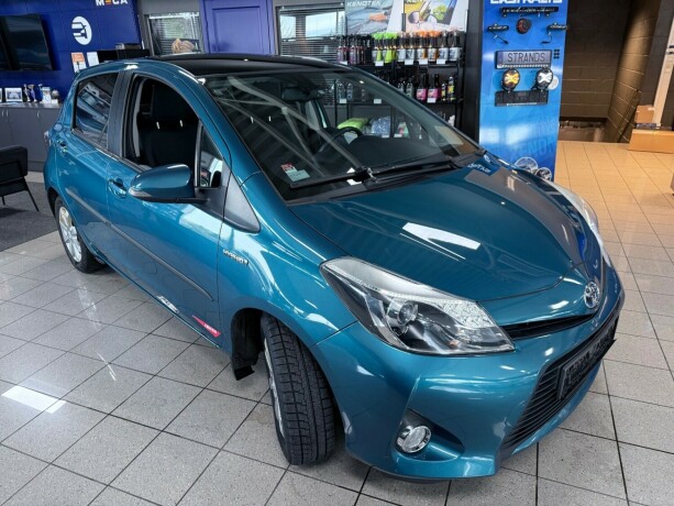 toyota-yaris-bensin-2013-big-8