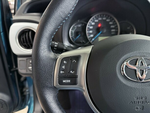 toyota-yaris-bensin-2013-big-13
