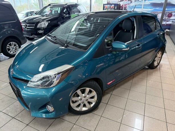 toyota-yaris-bensin-2013-big-2