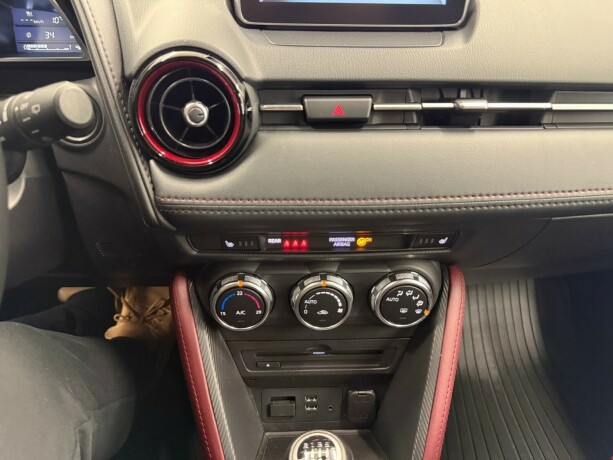mazda-cx-3-bensin-2016-big-20