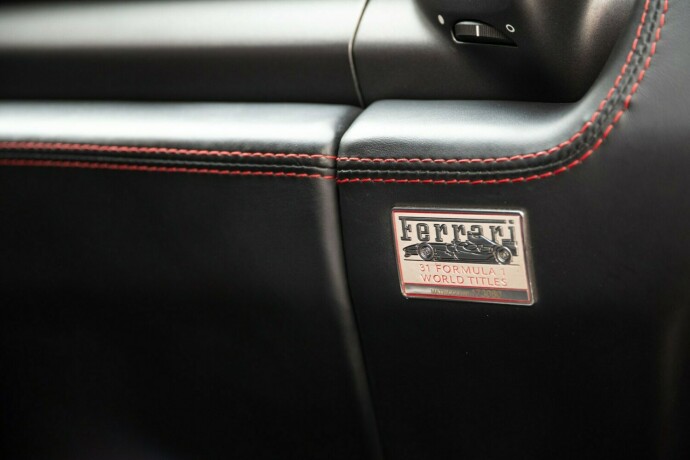 ferrari-458-bensin-2010-big-31