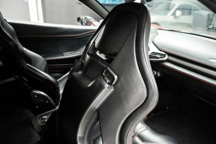 ferrari-458-bensin-2010-big-32