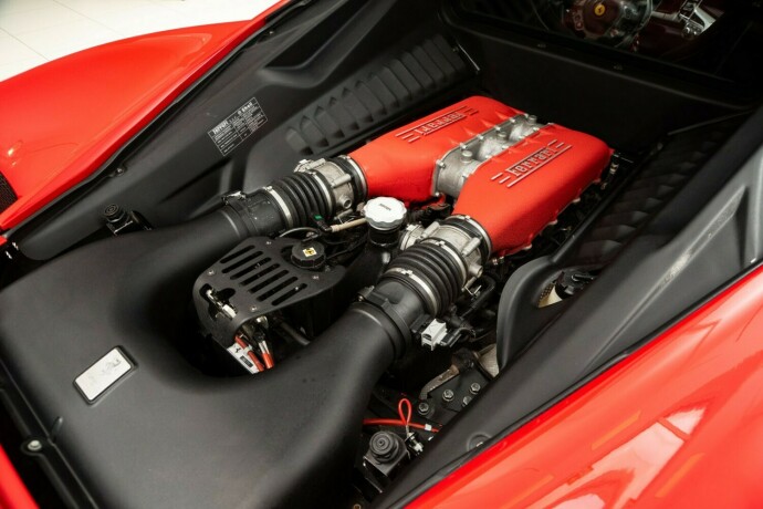 ferrari-458-bensin-2010-big-34