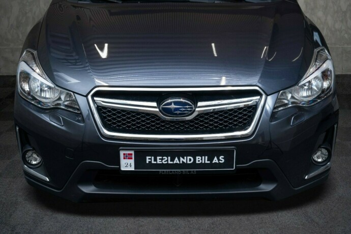 subaru-xv-bensin-2016-big-2