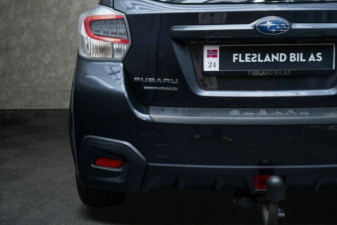 subaru-xv-bensin-2016-big-6