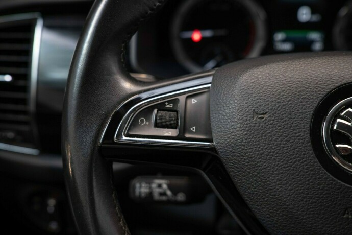 skoda-kodiaq-bensin-2017-big-15